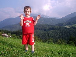 Kevin beim Aufstieg auf den Hemmaberg